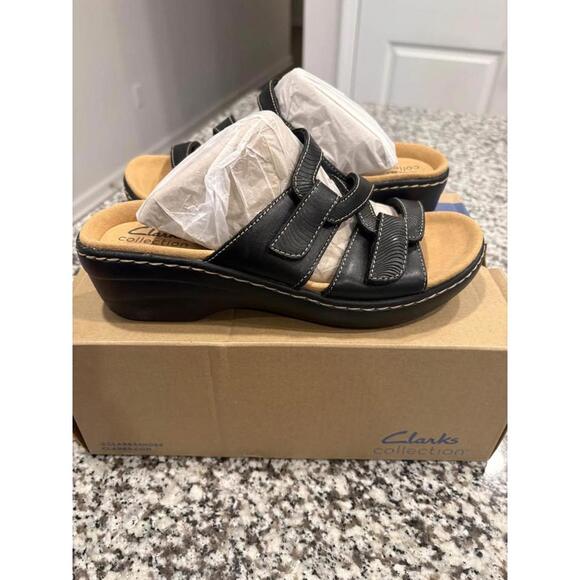 Clarks Shoes - Clark’s Sandals Size 6.5